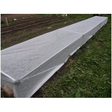 Protective covering 320*100 17 g/m3