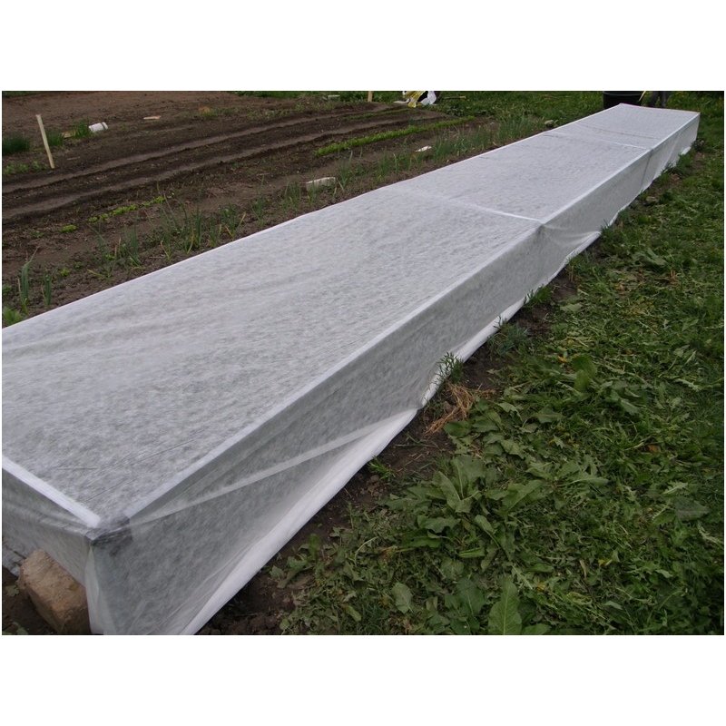 Protective covering 320*100 17 g/m3